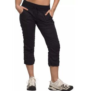 NWT The North Face Aphrodite 2.0 Capris